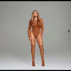 Never been worn IVY PARK body suit